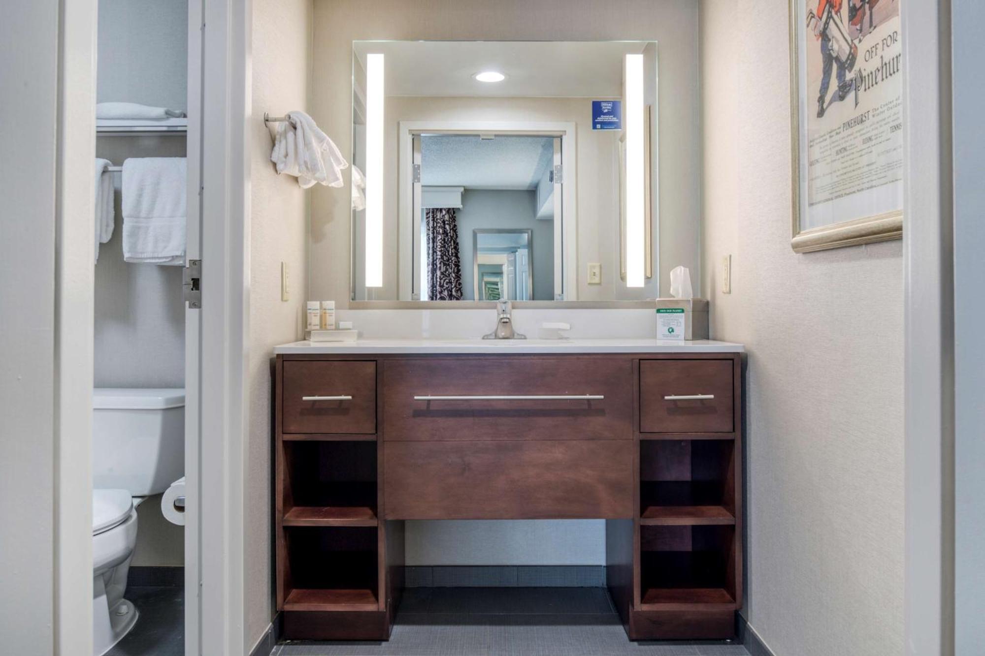 Homewood Suites By Hilton Olmsted Village Пайнхърст Екстериор снимка